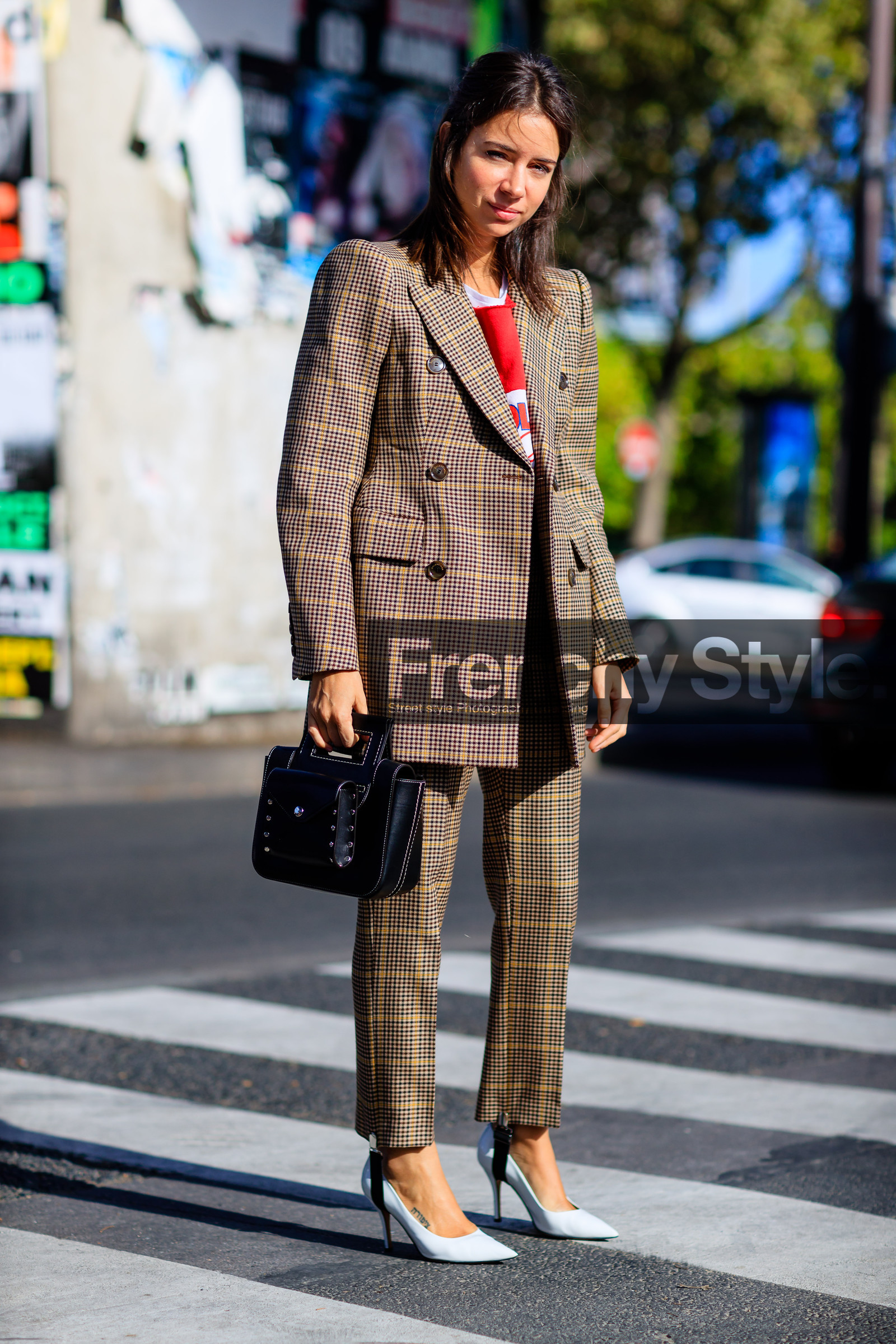 balenciaga, black bag, bold shoulders, brown jacket, brown pants, brown suit, checked jacket, checked pants, checked suit, fashion week, frenchystyle, full length, FW, graphic jacket, graphic pants, high heels, jonathan paciullo, leather bag, leather shoes, natasha goldenberg, PARIS, PFW, plaid, printed jacket, printed pants, printed suit, SPRING SUMMER 2017, SS 17, street style, tartan, trousers, vertical, white shoes