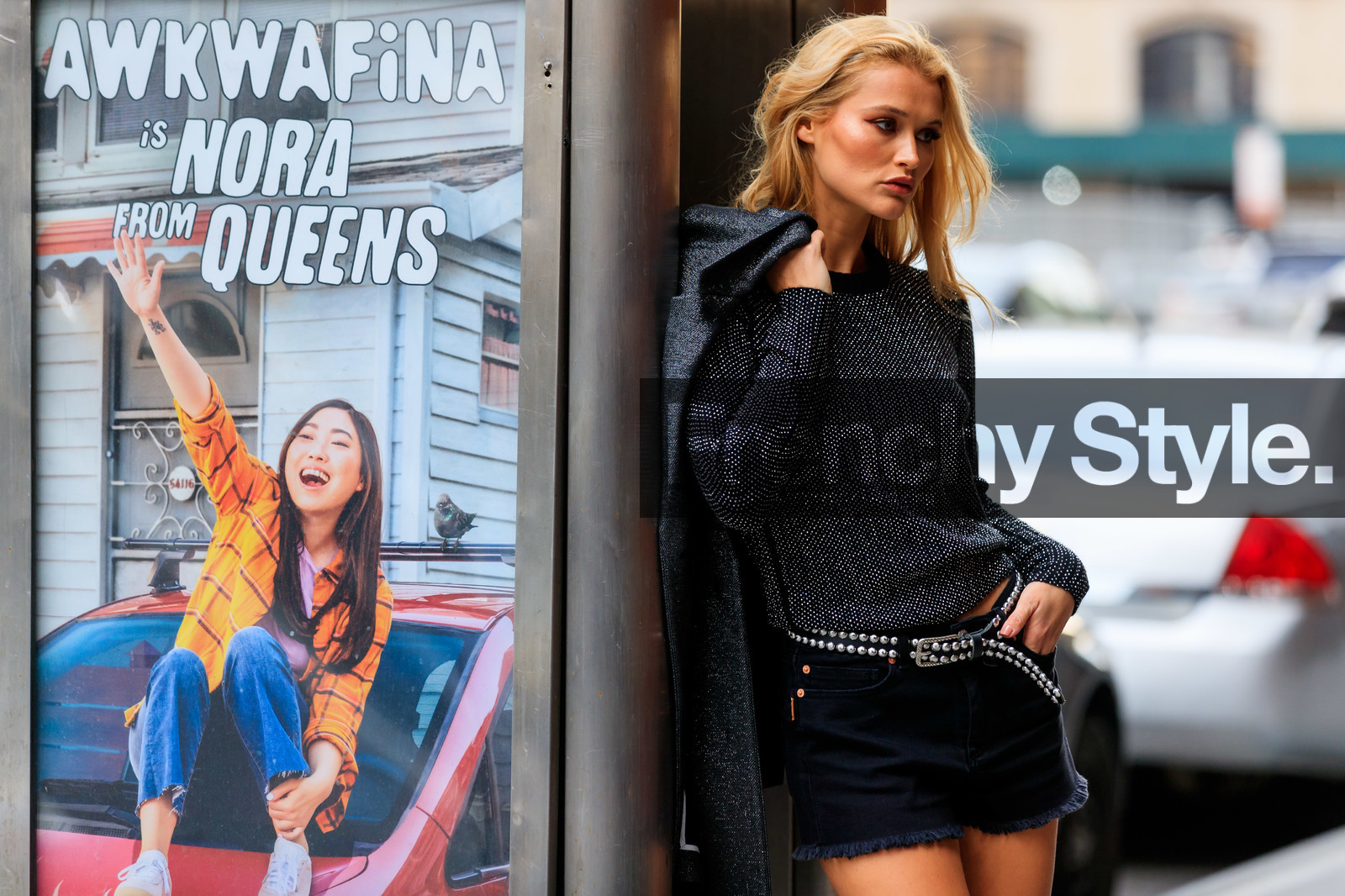 chloe lecareux, lurex coat, lurex top, black coat, black denim shorts, black leather belt, black top, studs belt, studs top, used shorts, fashion week, frenchystyle, FW, jonathan paciullo, street style, NYFW, NEW YORK, AUTUMN WINTER 2020-2021, FALL WINTER 2020-2021, FW 20-21, horizontal, atmosphere details, detail
