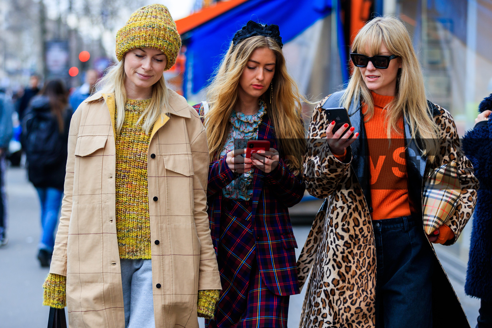 animal print, beige bag, beige coat, black denim, blazer, blue jacket, blue shirt, blue skirt, burberry, checked, graphic bag, graphic jacket, grey pants, headband, leather bag, leopard, plaid, printed bag, printed jacket, printed shirt, red sweater, sunglasses, sweatpants, tartan, tights, trousers, yellow beanie, yellow sweater, street style, jonathan paciullo, FW, frenchystyle, fashion week, PFW, PARIS, AUTUMN WINTER 2018-2019, FALL WINTER 2018-2019, FW 18-19, horizontal, atmosphere details, jeanette madsen, thora valdimars
