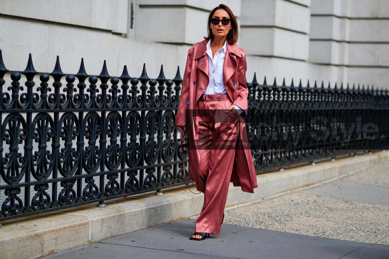black shoes, brown bag, geraldine boublil, graphic bag, leather bag, leather shoes, loewe, pink coat, pink pants, printed bag, striped bag, sunglasses, trench coat, trousers, white shirt, street style, jonathan paciullo, FW, frenchystyle, fashion week, NEW YORK, NYFW, SPRING SUMMER 2020, SS 20, horizontal, atmosphere details, full length