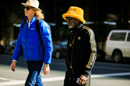 sun glasses, adidas full look, adidas, furry yellow bucket hat, sporty, close up, black adidas sweat, puffy blue jacket, grey hat, fashion week, frenchystyle, FW, jonathan paciullo, street style, NYFW, NEW YORK, AUTUMN WINTER 2022-2023, FALL WINTER 2022_2023, FW 22-23, atmosphere details, horizontal