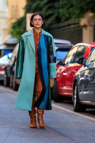 leather coat, green coat, blue coat, striped coat, long coat, camel leather boots, camel leather pants, high boots, high heels boots, brown shirt, silk shirt, purple sunglasses, aviator sunglasses, metalic frame sunglasses, fashion week, frenchystyle, FW, jonathan paciullo, street style, vertical, full length, MFW, MILAN, SPRING SUMMER 2020, SS 20