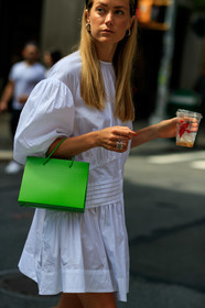 earrings, green bag, leather bag, rings, white dress, street style, jonathan paciullo, FW, frenchystyle, fashion week, NEW YORK, NYFW, SPRING SUMMER 2020, SS 20, vertical, detail, atmosphere details