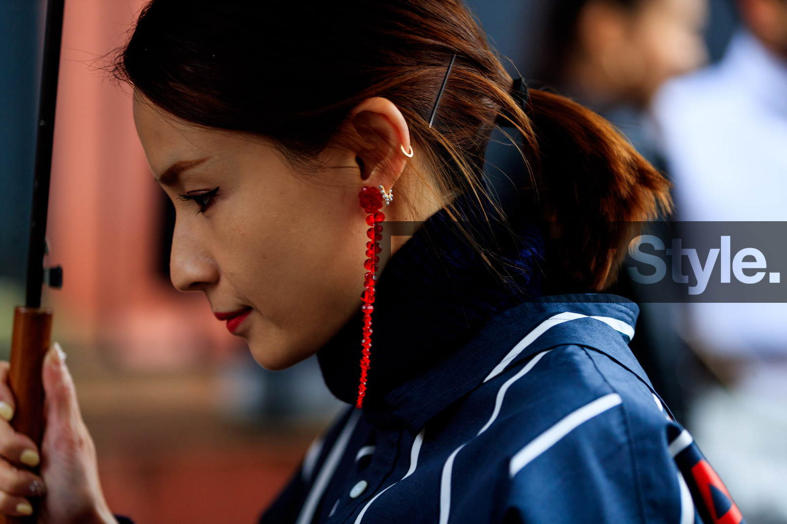 balenciaga, blue shirt, earrings, graphic jacket, printed jacket, striped shirt, street style, jonathan paciullo, FW, frenchystyle, fashion week, PFW, PARIS, AUTUMN WINTER 2018-2019, FALL WINTER 2018-2019, FW 18-19, horizontal, atmosphere details