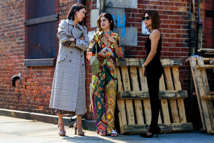 black bag, black pants, black shoes, black tank top, bracelet, checked, Christine Centenera, eva chen, floral, flowers, graphic dress, graphic jacket, graphic pants, graphic shoes, grey coat, high heels, leandra medine, leather bag, leather shoes, multicolor dress, multicolor pants, necklace, plaid, printed dress, printed jacket, printed pants, printed shoes, studs, sunglasses, trousers, street style, jonathan paciullo, FW, frenchystyle, fashion week, NEW YORK, NYFW, SPRING SUMMER 2020, SS 20, horizontal, atmosphere details, full length