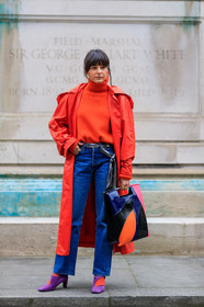 belt, black bag, blue denim, denim pants, graphic bag, high heels, jeans, leather bag, leather shoes, multicolor bag, printed bag, purple shoes, red coat, red sweater, trousers, street style, jonathan paciullo, FW, frenchystyle, fashion week, LFW, LONDON, AUTUMN WINTER 2018-2019, AW 18-19, FALL WINTER 2018-2019, FW 18-19, vertical, full length