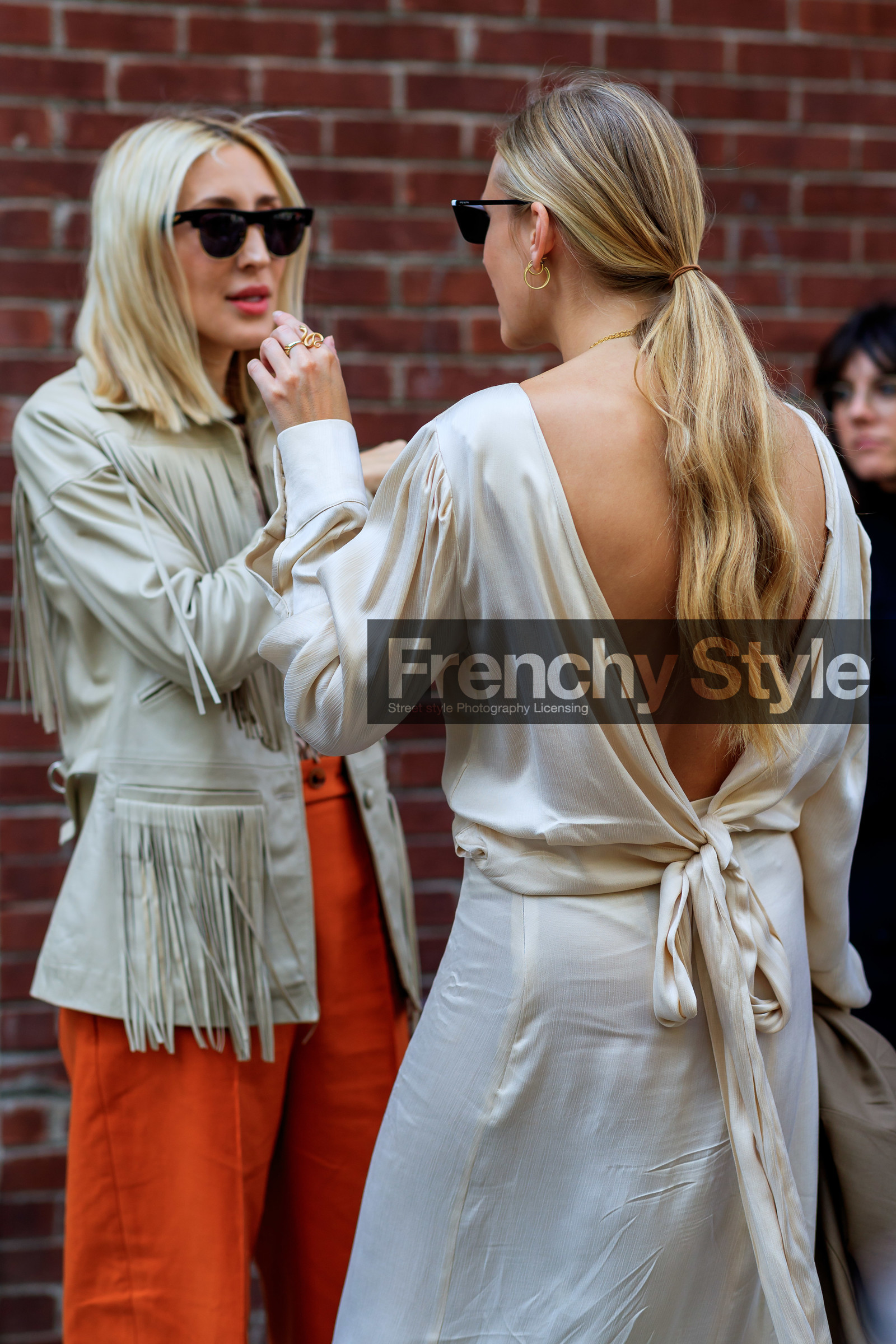 fringes, open back, ponytail, red pants, sunglasses, trousers, white dress, white jacket, street style, jonathan paciullo, FW, frenchystyle, fashion week, NEW YORK, NYFW, SPRING SUMMER 2020, SS 20, vertical, detail, atmosphere details