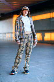 balenciaga, beige cap, beige jacket, beige pants, black shoes, black sneakers, burberry, checked, graphic jacket, graphic pants, hoodie, leather shoes, plaid, printed hat, printed jacket, printed pants, tartan, trousers, white sweater, street style, jonathan paciullo, FW, frenchystyle, fashion week, LFW, LONDON, AUTUMN WINTER 2018-2019, AW 18-19, FALL WINTER 2018-2019, FW 18-19, vertical, full length