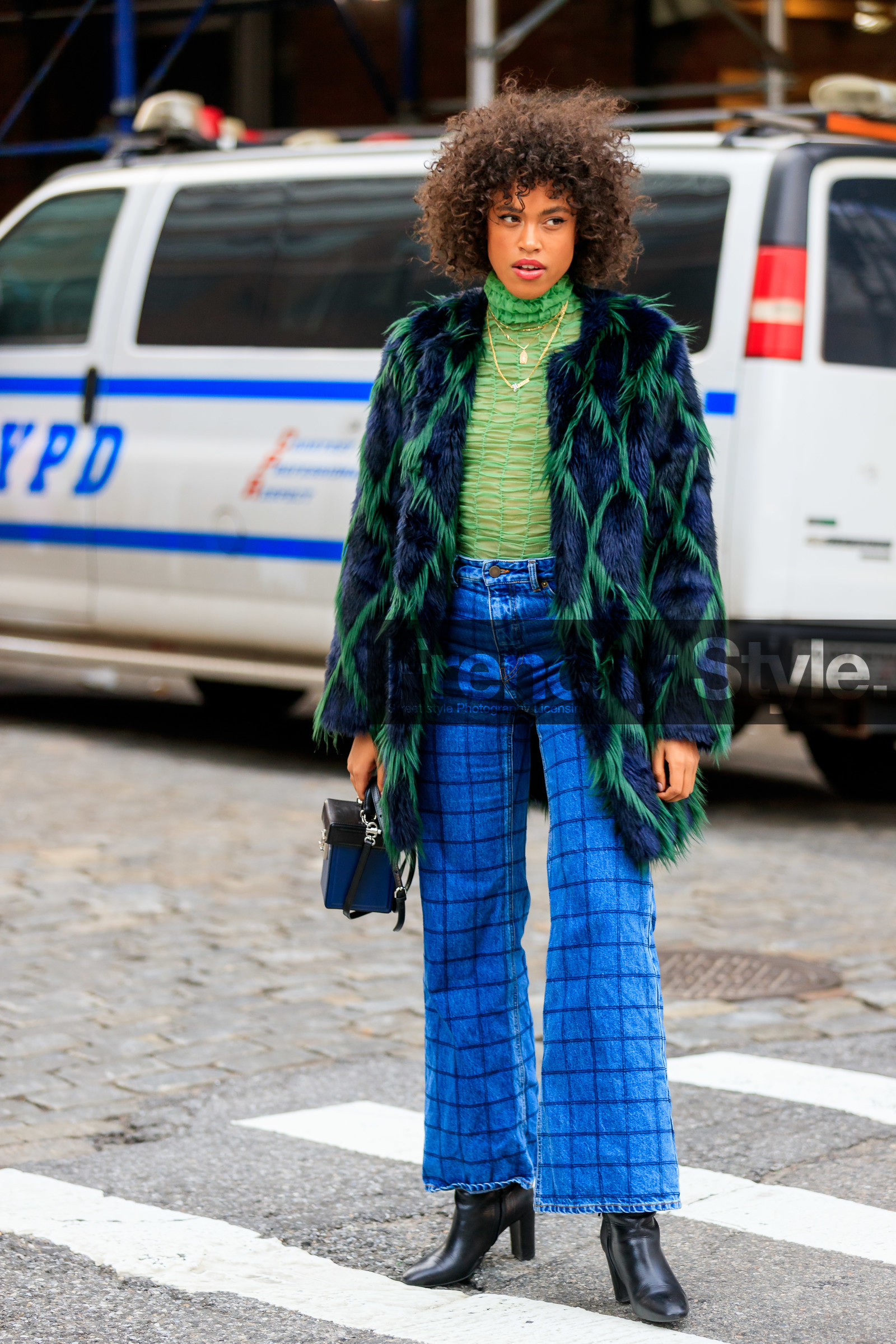 hanna lhoumeau, light green top, green coat, turtleneck top, blue jeans, denim, checked coat, checked pants, checked jeans, fur coat, sheer top, drape top, navy blue coat, multi necklace, golden necklace, flare jeans, black leather boots, high heels boots, fashion week, frenchystyle, FW, jonathan paciullo, street style, NYFW, NEW YORK, AUTUMN WINTER 2020-2021, FALL WINTER 2020-2021, FW 20-21, vertical, full length