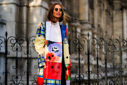 checked, floral, flowers, graphic jacket, leather coat, multicolor jacket, patchwork, plaid, printed jacket, sunglasses, tartan, street style, jonathan paciullo, FW, frenchystyle, fashion week, PFW, PARIS, AUTUMN WINTER 2018-2019, FALL WINTER 2018-2019, FW 18-19, horizontal, atmosphere details, chloe loulou de saison