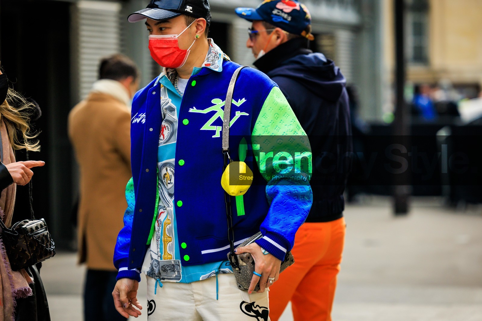 menswear, fashion week, frenchystyle, FW, jonathan paciullo, street style, PFW, PARIS, FALL WINTER 2022-2023, AUTUMN WINTER 2022-2023, FW 22-23, atmosphere details, detail, horizontal