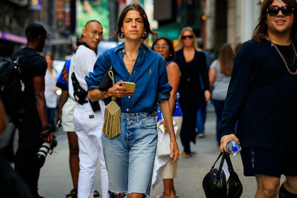 black bag, blue denim, blue shirt, denim pants, denim shirt, earrings, iphone, jeans, leandra medine, leather bag, necklace, ralph lauren, rings, trousers, watch, street style, jonathan paciullo, FW, frenchystyle, fashion week, NEW YORK, NYFW, SPRING SUMMER 2020, SS 20, horizontal, atmosphere details, detail