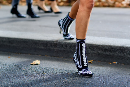 atmosphere details, black boots, brocard boots, detail, fashion week, fendi, frenchystyle, FW, high heels, horizontal, jonathan paciullo, leather shoes, PARIS, PFW, printed boots, SPRING SUMMER 2017, SS 17, street style