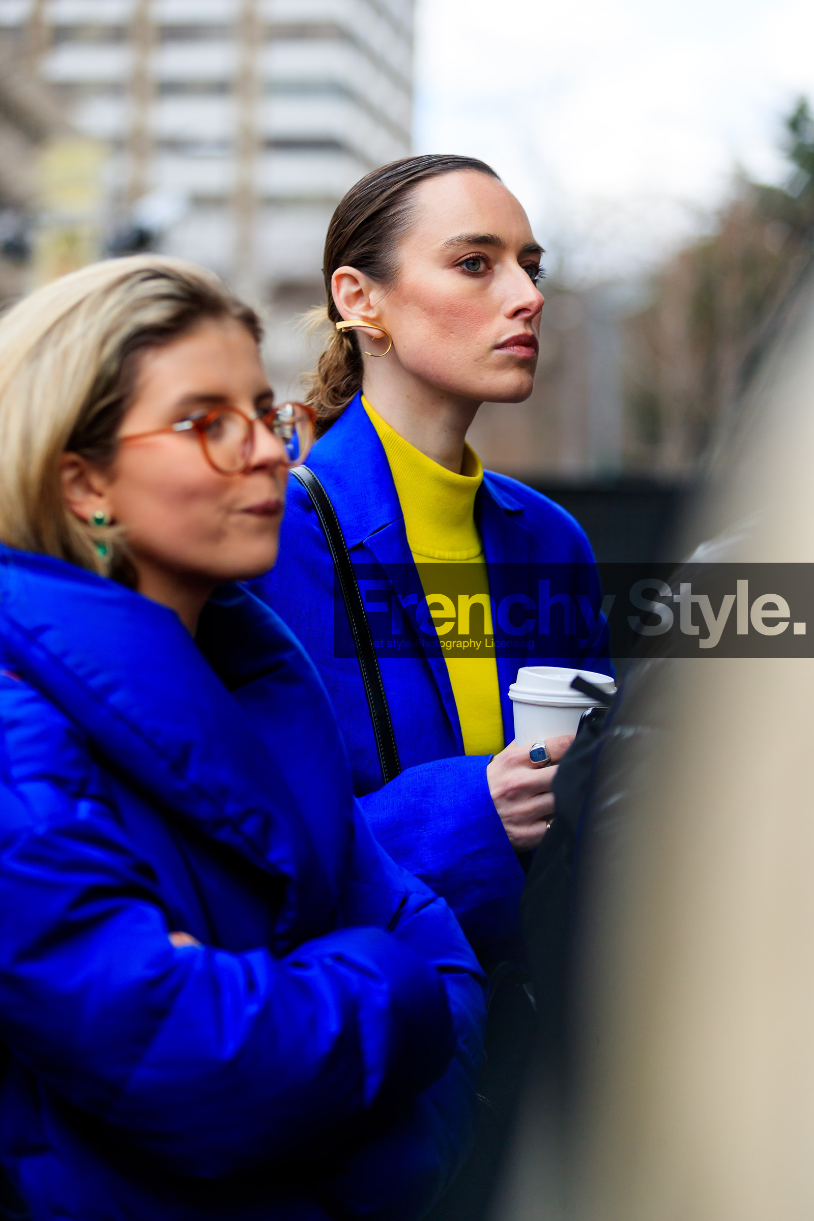 blue jacket, earrings, yellow sweater, street style, jonathan paciullo, FW, frenchystyle, fashion week, LFW, LONDON, AUTUMN WINTER 2018-2019, AW 18-19, FALL WINTER 2018-2019, FW 18-19, vertical, atmosphere details, detail, flora macdonald johnston