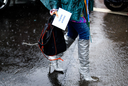 black bag, blue denim, denim pants, high boots, high heels, jeans, jimmy choo, leather bag, leather shoes, off white, rain boots, silver shoes, trousers, street style, jonathan paciullo, FW, frenchystyle, fashion week, NYFW, NEW YORK, AUTUMN WINTER 2018-2019, AW 18-19, FALL WINTER 2018-2019, FW 18-19, atmosphere details, horizontal, detail