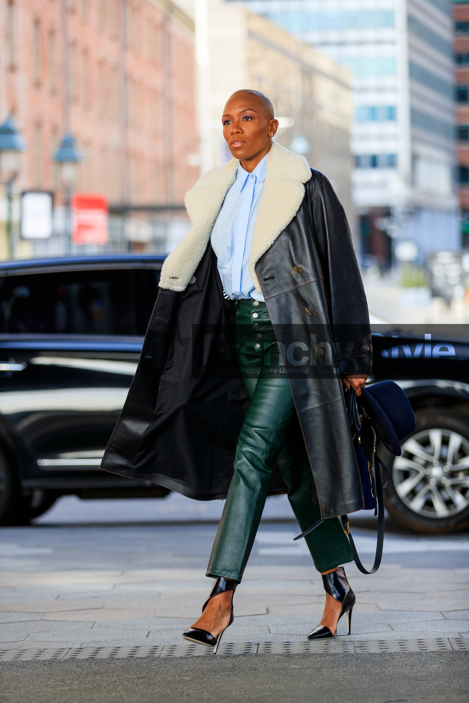 black bag, black coat, black shoes, blue hat, blue shirt, fur collar, green pants, high heels, leather bag, leather coat, leather pants, leather shoes, shearling, trousers, street style, jonathan paciullo, frenchystyle, NYFW, NEW YORK, AUTUMN WINTER 2019-2020, AW 19-20, FALL WINTER 2019-2020, FW 19-20, fashion week, FW, vertical, full length