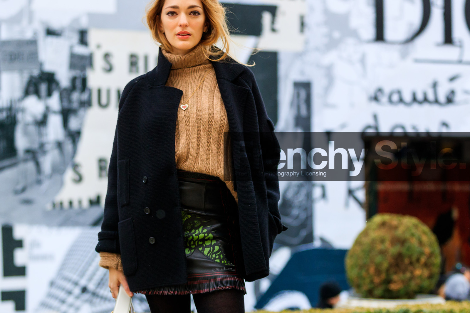 black jacket, black skirt, camel knit, graphic skirt, leather skirt, printed skirt, fashion week, frenchystyle, FW, jonathan paciullo, street style, PFW, PARIS, AUTUMN WINTER 2018-2019, FALL WINTER 2018-2019, FW 18-19, horizontal, atmosphere details, sofia sanchez barrenechea, sofia sanchez de betak