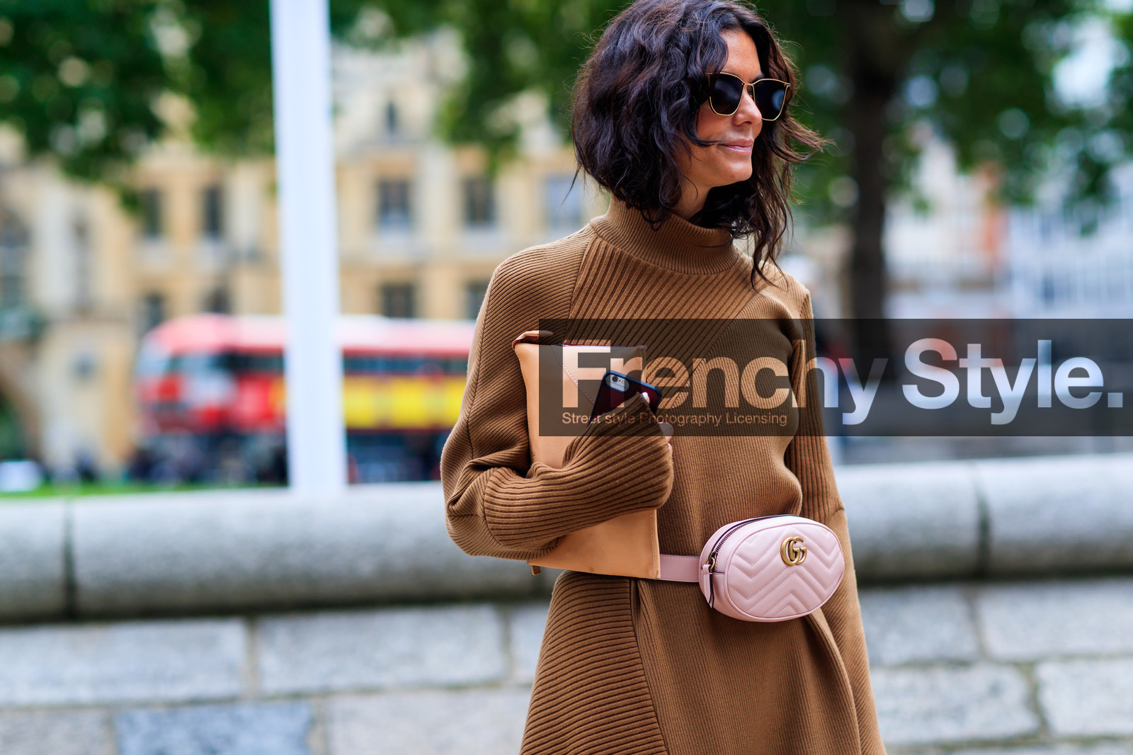 atmosphere details, camel dress, detail, fanny pack, fashion week, frenchystyle, FW, gucci, Hedvig Sagfjord Opshaug, hedw, horizontal, jonathan paciullo, knit dress, leather bag, LFW, LONDON, pink bag, SPRING SUMMER 2018, SS 18, street style