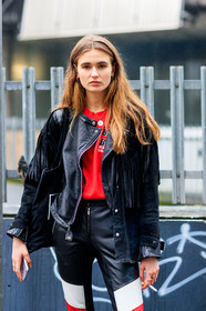 black bag, black jacket, black pants, graphic pants, leater pant, leather bag, leather jacket, leather pants, printed pants, red t shirt, trousers, street style, jonathan paciullo, FW, frenchystyle, fashion week, LFW, LONDON, AUTUMN WINTER 2018-2019, AW 18-19, FALL WINTER 2018-2019, FW 18-19, vertical, atmosphere details, detail, model, frankie mason