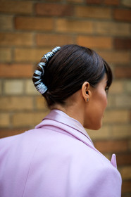 hair jewels, pink coat, ponytail, silver, street style, jonathan paciullo, FW, frenchystyle, fashion week, NYFW, NEW YORK, AUTUMN WINTER 2018-2019, AW 18-19, FALL WINTER 2018-2019, FW 18-19, vertical, atmosphere details, detail, camila coelho