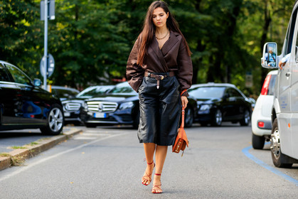 doina ciobanu, brown jacket, brown shirt, silk shirt, silk jacket, silk belt, brown belt, black leather shorts, black leather bermuda shorts, camel suede bag, tods bag, red leather sandals, multi straps sandals, fashion week, frenchystyle, FW, jonathan paciullo, street style, horizontal, atmosphere details, full length, MFW, MILAN, SPRING SUMMER 2020, SS 20