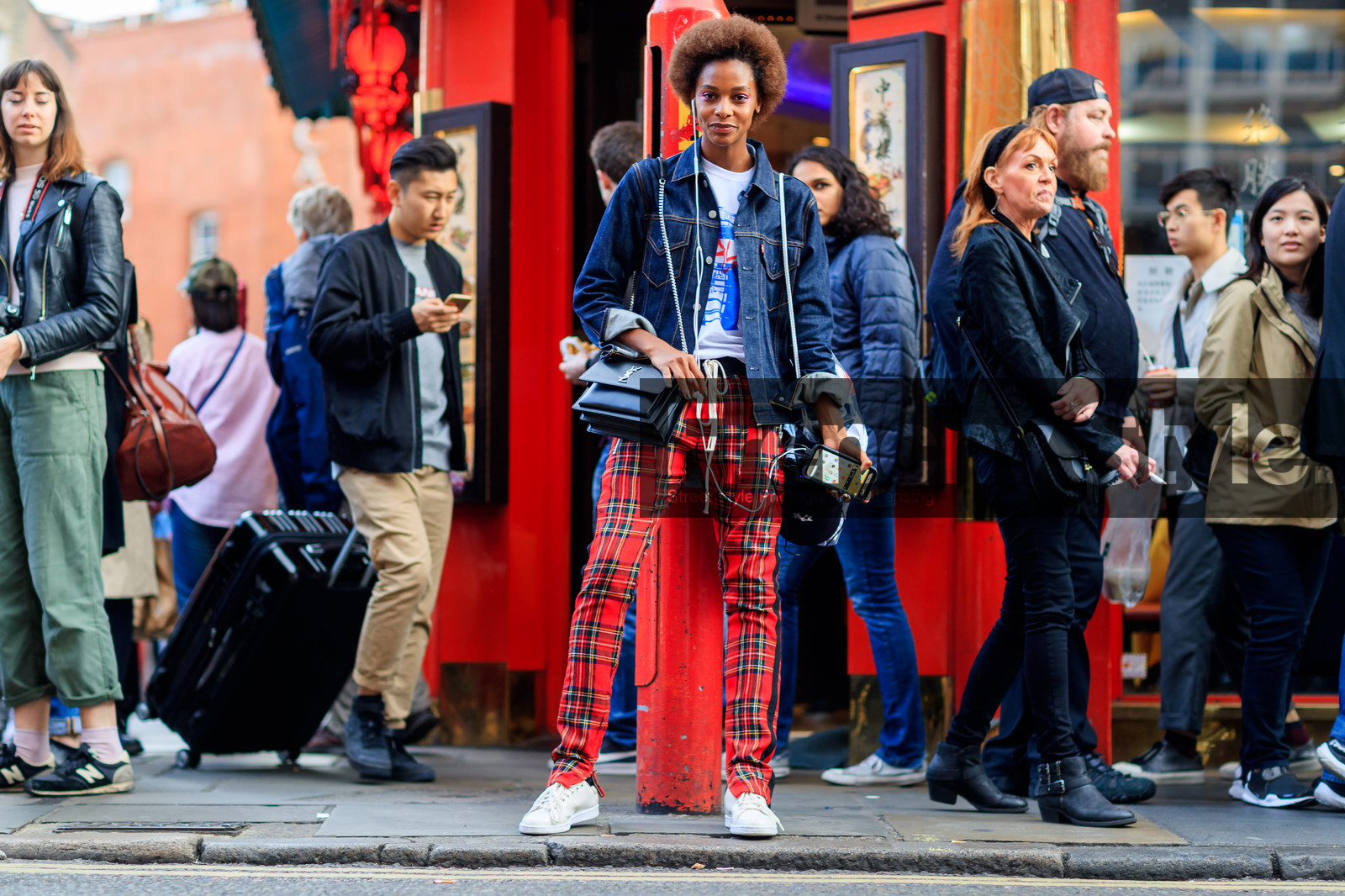 adidas, atmosphere details, black bag, blue denim, denim jacket, fashion week, frenchystyle, full length, FW, graphic pants, horizontal, jonathan paciullo, karly loyce, leather bag, leather shoes, LFW, LONDON, model, plaid, printed pants, printed shirt, printed t shirt, red pants, saint laurent paris, SPRING SUMMER 2018, SS 18, stan smith, street style, tartan, trousers, white sneakers, white t shirt