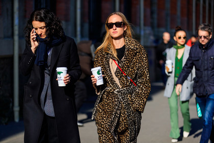 animal print, black coat, blue scarf, graphic jacket, graphic pants, leopard, printed jacket, printed pants, sunglasses, tone on tone, trousers, street style, jonathan paciullo, FW, frenchystyle, fashion week, PFW, PARIS, AUTUMN WINTER 2018-2019, FALL WINTER 2018-2019, FW 18-19, horizontal, atmosphere details, valentina collado