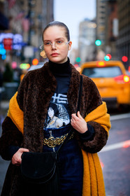belt, black bag, black t shirt, black turtleneck, blue denim, brown fur, brown jacket, denim pants, fur jacket, high waist jeans, jeans, leather bag, printed t shirt, pulled back hair, suede bag, sunglasses, trousers, wet hair, yellow scarf, street style, jonathan paciullo, FW, frenchystyle, fashion week, NYFW, NEW YORK, AUTUMN WINTER 2018-2019, AW 18-19, FALL WINTER 2018-2019, FW 18-19, vertical, atmosphere details, detail, model
