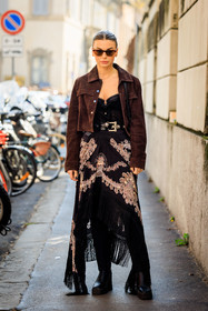cat eye glasses, leather jacket, short jacket, brown jacket, suede jacket, long dress, flared dress, embroidered dress, black longdress, black boots, highknee boots, etros, buckle belt, Allegra shaw, street style, jonathan paciullo, FW, frenchystyle, fashion week, MFW, MILAN, FALL WINTER 2022_2023, AUTUMN WINTER 2022-2023, FW 22-23, vertical, full length