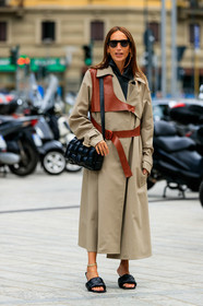 chloe loulou de saison, light grey skirt, light grey jacket, light grey total look, woolen skirt, split skirt, oversize jacket, crossbody bag, white leather bag, plaited bag, yellow leather bottle, bottega veneta bag, bottega veneta shoes, black sunglasses, butterfly sunglasses, beige trench coat, brown leather trench coat, black leather shirt, black leather bag, black leather sandals, plaited sandals, jacket dress, fashion week, frenchystyle, FW, jonathan paciullo, street style, vertical, full length, MFW, MILAN, SPRING SUMMER 2020, SS 20