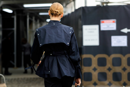 black jacket, braids, bun, hanne gaby odiele, model, proenza schouler, street style, jonathan paciullo, frenchystyle, NYFW, NEW YORK, AUTUMN WINTER 2019-2020, AW 19-20, FALL WINTER 2019-2020, FW 19-20, FW, fashion week, atmosphere details, horizontal, detail