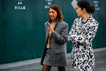 beige sweater, black and white, blazer, checked, graphic jacket, grey jacket, grey skirt, plaid, printed jacket, printed skirt, turtleneck sweater, white coat, street style, jonathan paciullo, FW, frenchystyle, fashion week, NYFW, NEW YORK, AUTUMN WINTER 2018-2019, AW 18-19, FALL WINTER 2018-2019, FW 18-19, atmosphere details, horizontal, detail, caroline issa