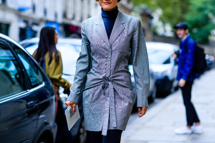 atmosphere details, detail, fashion week, frenchystyle, FW, grey jacket, horizontal, jonathan paciullo, PARIS, PFW, SPRING SUMMER 2017, SS 17, street style, trousers