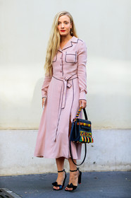 black bag, black shoes, embroidered bag, fashion week, frenchystyle, full length, FW, high heels, jonathan paciullo, kate foley, leather bag, leather shoes, multicolor bag, pajamas, PARIS, PFW, pink shirt, pink skirt, silk shirt, SPRING SUMMER 2017, SS 17, street style, trousers, vertical