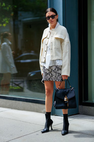 animal print, black and white, black bag, black shoes, chloé, céline, graphic skirt, high heels, leather bag, leather shoes, madelynn furlong, printed skirt, silk shirt, snake print, sunglasses, white jacket, white shirt, street style, jonathan paciullo, FW, frenchystyle, fashion week, NEW YORK, NYFW, SPRING SUMMER 2020, SS 20, vertical, full length