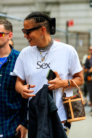 black jacket, bracelet, braids, brown bag, choker, earrings, iphone, leather bag, louis vuitton, monogram, necklace, printed t shirt, sunglasses, white t shirt, street style, jonathan paciullo, FW, frenchystyle, fashion week, NEW YORK, NYFW, SPRING SUMMER 2020, SS 20, vertical, detail, atmosphere details
