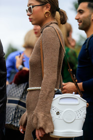 camel dress, knit dress, knitwear, long sleeves dress, tight dress, ruffle sleeves, ruffle dress, belted dress, pearl belt, lanivn bag, white bag, plastic bag, shoulder bag, close up detail, fashion week, frenchystyle, FW, jonathan paciullo, street style, SPRING SUMMER 2020, SS 20, PFW, PARIS, vertical, atmosphere details, detail
