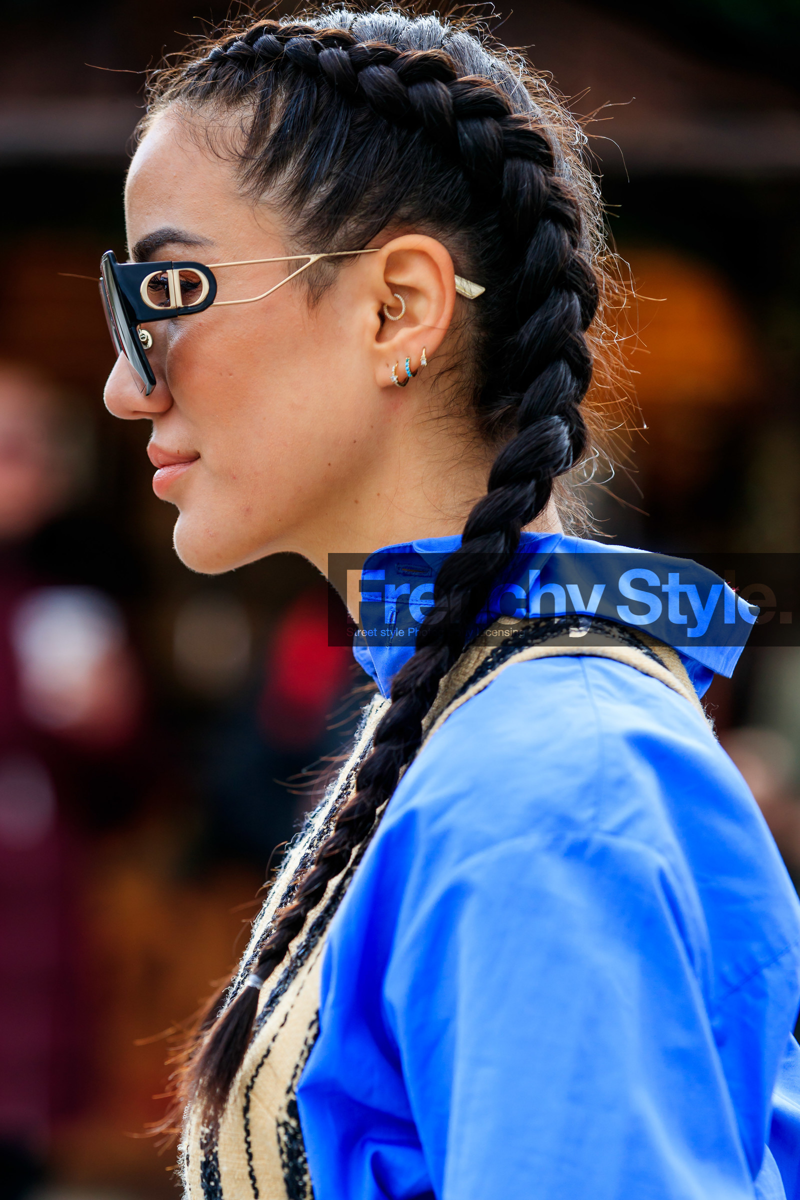 tamara kalinic, blue shirt, plaited hair, dior sunglasses, close up detail, big sunglasses, square shape glasses, fashion week, frenchystyle, FW, jonathan paciullo, street style, PFW, PARIS, AUTUMN WINTER 2020-2021, FALL WINTER 2020-2021, FW 20-21, vertical, atmosphere details, detail