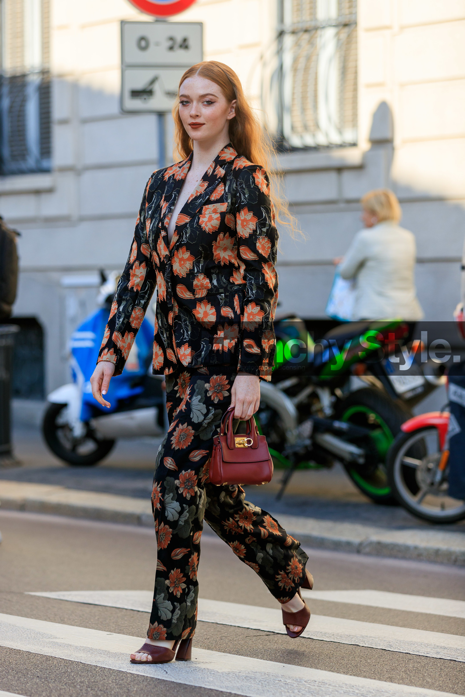 larsen thompson, ferragamo bag, hand bag, mini bag, brown leather bag, floral print jacket, floral printed pants, floral printed suits, black suits, black jacket, black pants, high heels sandals, brown leather sandals, open toe shoes, fashion week, frenchystyle, FW, jonathan paciullo, street style, vertical, full length, MFW, MILAN, SPRING SUMMER 2020, SS 20