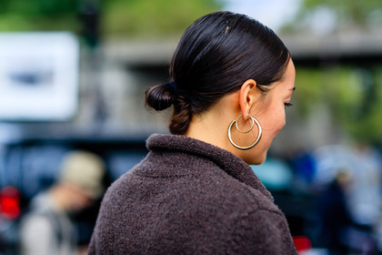 atmosphere details, back detail, balenciaga, bold shoulders, brown jacket, bun, detail, earrings, fashion week, frenchystyle, FW, horizontal, jonathan paciullo, PARIS, PFW, rachael wang, SPRING SUMMER 2017, SS 17, street style
