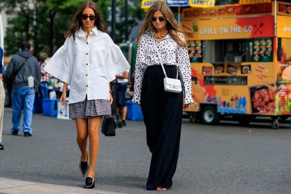 black pants, black shoes, carolina herrera, graphic skirt, grey skirt, high waist, leather shoes, necklace, printed shirt, printed skirt, sunglasses, tartan, trousers, white bag, white shirt, street style, jonathan paciullo, FW, frenchystyle, fashion week, NEW YORK, NYFW, SPRING SUMMER 2020, SS 20, horizontal, atmosphere details, full length