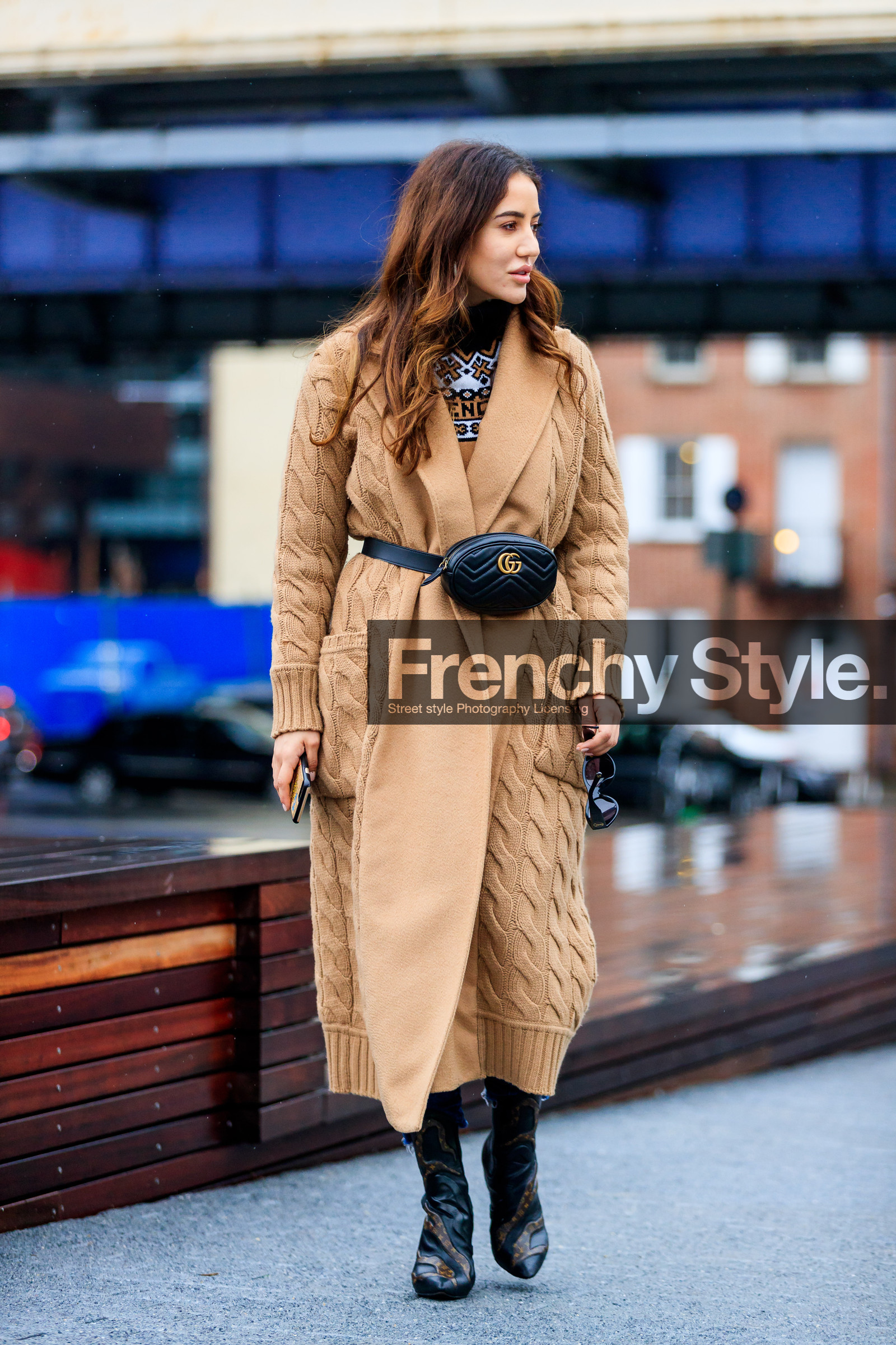 beige cardigan, black bag, black shoes, camel jacket, fanny pack, fendi, gucci, high heels, leather bag, leather shoes, street style, jonathan paciullo, FW, frenchystyle, fashion week, NYFW, NEW YORK, AUTUMN WINTER 2018-2019, AW 18-19, FALL WINTER 2018-2019, FW 18-19, vertical, full length, tamara kalinic