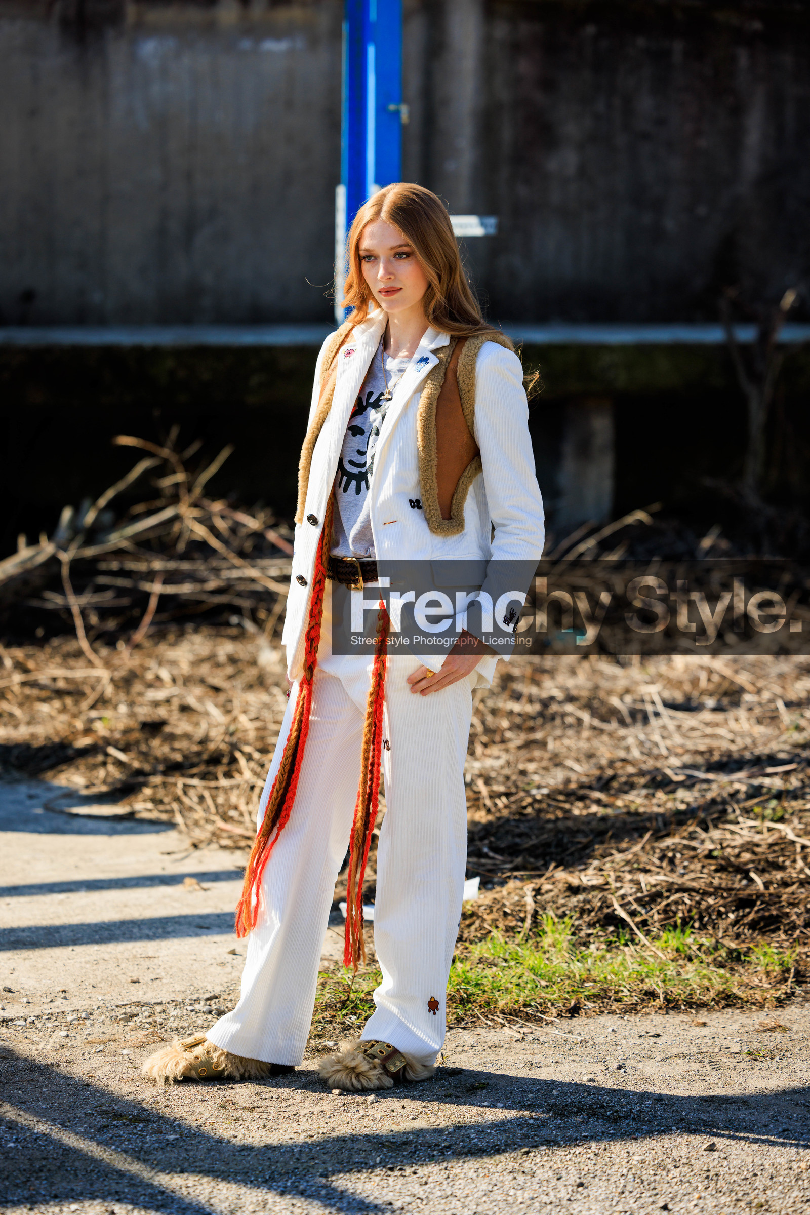 white look, white jacket, printed tshirt, grey tshirt, white pants, red scarf, braided scarf, furry slippers, larsen thompson, fashion week, frenchystyle, FW, jonathan paciullo, street style, vertical, full length