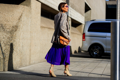 beige boots, beige jacket, checked, graphic jacket, high heels, leather shoes, plaid, pleated skirt, printed jacket, purple skirt, sunglasses, street style, jonathan paciullo, FW, frenchystyle, fashion week, LFW, LONDON, AUTUMN WINTER 2018-2019, AW 18-19, FALL WINTER 2018-2019, FW 18-19, horizontal, atmosphere details, full length, chloe loulou de saison