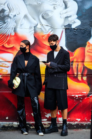 alice barbier, alice & j.s, JS roques, black leather pants, black leather boots, black leather belt, animal skin pants, flare pants, belted jacket, turtleneck pullover, black pullover, low necked jacket, low necked pullover, openwork pullover, white leather clutch, white leather boots, oversize jacket, black jacket, black bermuda shorts, black socks, supreme socks, low boots, flat boots, big sole boots, covid face mask, fashion week, frenchystyle, FW, jonathan paciullo, street style, PFW, PARIS, SPRING SUMMER 2021, SS 21, vertical, full length