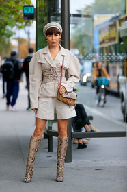 light beige hat, light beige jacket, light beige shorts, light beige leather boots, light beige leather bag, belted jacket, corset belt, balloon sleeves, faye chloe bag, chloe bag, camel leather bag, golden buckle bag, animal skin boots, animal skin bag, high boots, fashion week, frenchystyle, FW, jonathan paciullo, street style, SPRING SUMMER 2020, SS 20, PFW, PARIS, vertical, full length