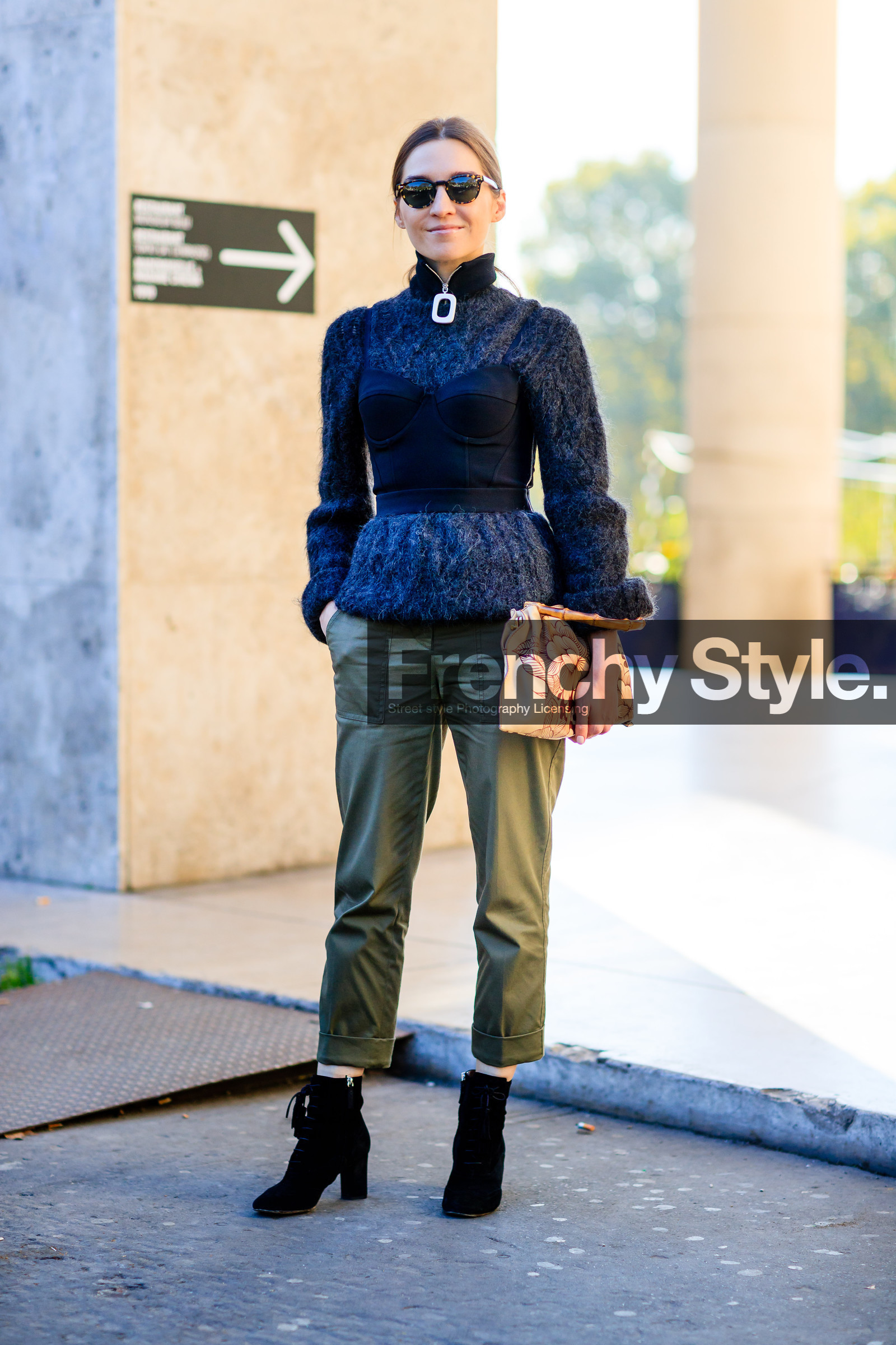 beige bag, black boots, black bra, bustier top, crop top, fashion week, frenchystyle, full length, FW, green pants, grey sweater, high heels, jonathan paciullo, leather bag, leather shoes, PARIS, PFW, SPRING SUMMER 2017, SS 17, street style, sunglasses, trousers, vertical