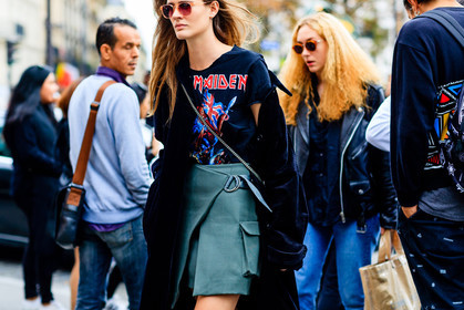 atmosphere details, black coat, black t shirt, detail, fashion week, frenchystyle, FW, green skirt, horizontal, jonathan paciullo, PARIS, PFW, printed t shirt, SPRING SUMMER 2017, SS 17, street style, sunglasses