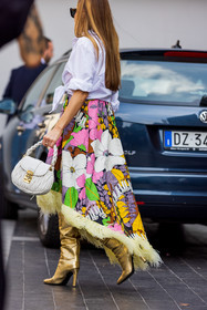 asymetrical skirt, balenciaga boots, color, fringes skirt, gold boots, high boots, leather bag, leather boots, print, printed skirt, white bag, white shirt, fashion week, frenchystyle, FW, jonathan paciullo, street style, MFW, MILAN, SPRING SUMMER 2022, SS 22, vertical, atmosphere details, detail
