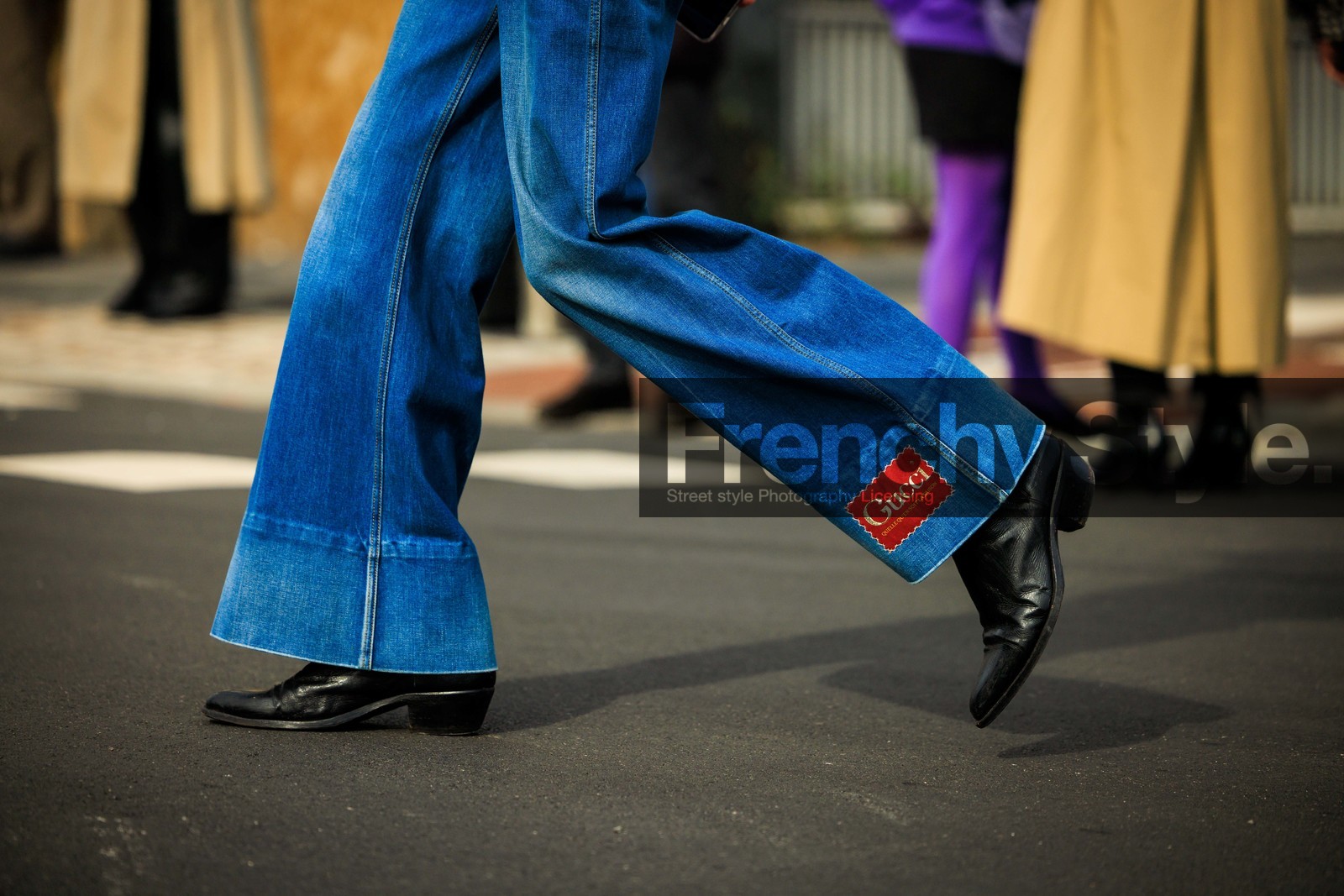 gucci jeans, denim, black boots, leather boots, details, street style, jonathan paciullo, FW, frenchystyle, fashion week, MFW, MILAN, FALL WINTER 2022_2023, AUTUMN WINTER 2022-2023, FW 22-23, horizontal, atmosphere details